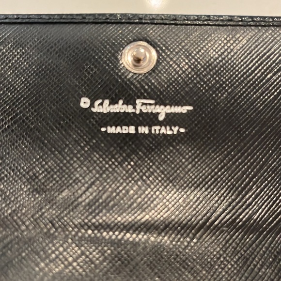 Ferragamo black leather wallet - Picture 6 of 10